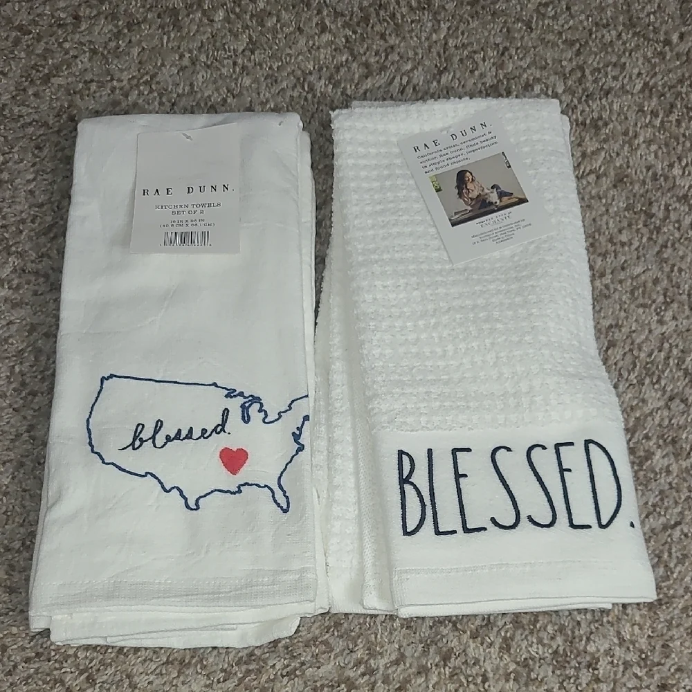 Rae Dunn Kitchen Towels Set